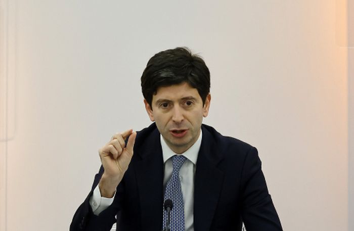 Vaccino, Speranza “Oltre 3 milioni hanno ricevuto la terza dose”