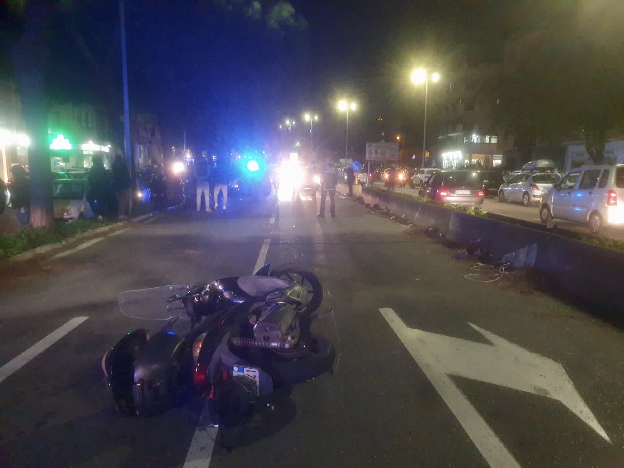 Viale Giostra al buio, ennesimo incidente e Bucalo sbotta
