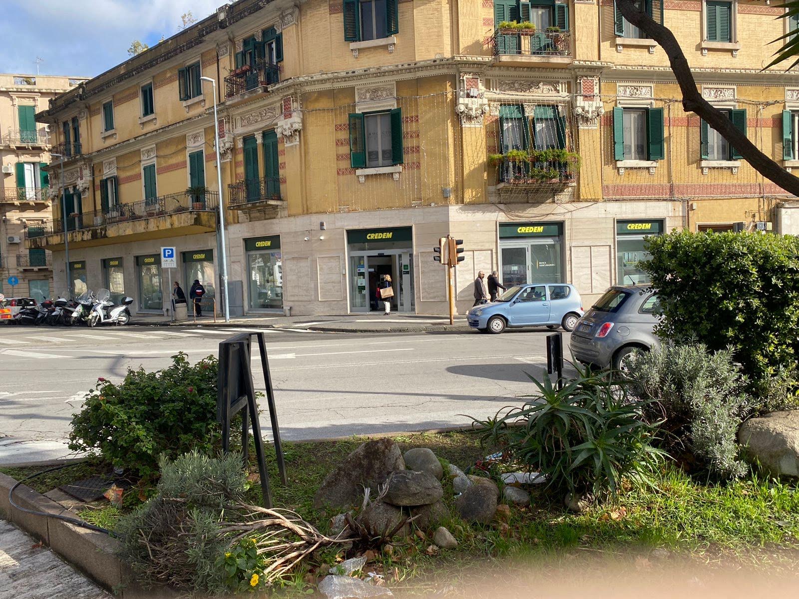 Malvivente solitario tenta rapina in banca: arrestato