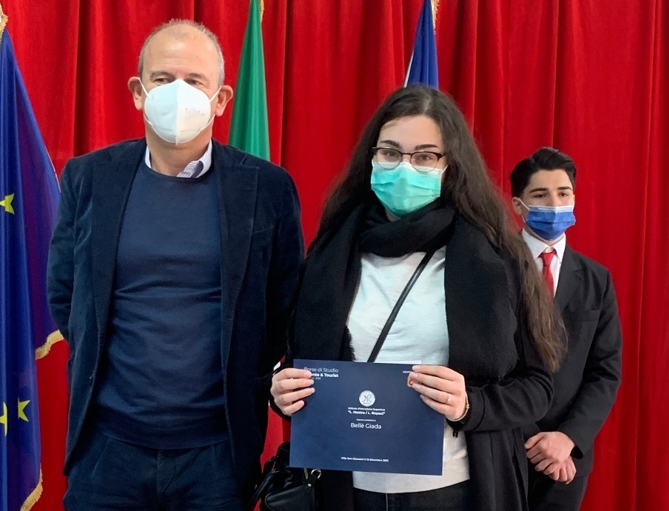 Borse C&T, premiati venti neodiplomati degli istituti di Villa S. Giovanni