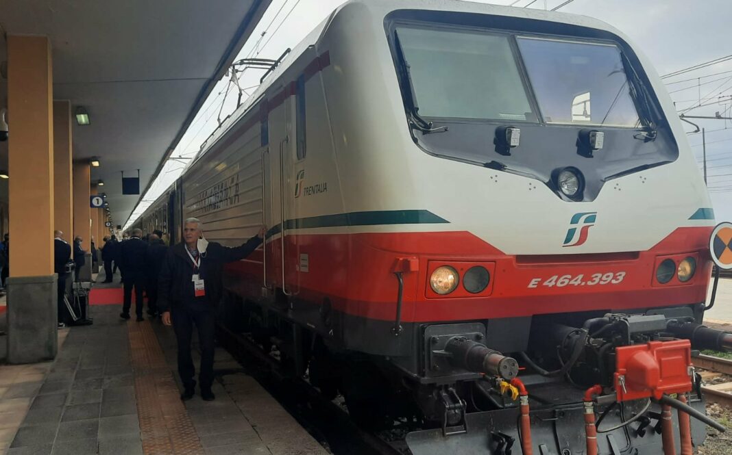 Comitato pendolari: “Frecciabianca o freccia lumaca?”