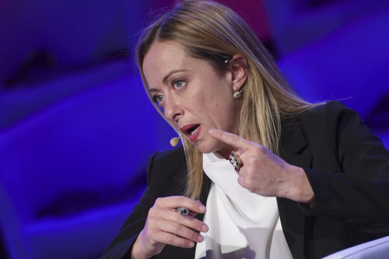 Quirinale, Meloni “Draghi chiarisca se candidato o no”