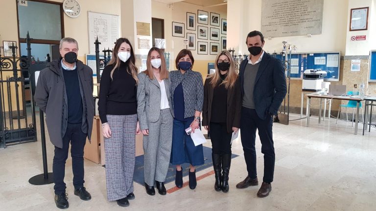 Proseguono le vaccinazioni nelle scuole: prossime tappe Minutoli, Quasimodo e Cuppari