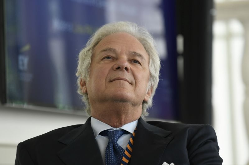 Intesa Sanpaolo, Salini “Piano stimolo per il sistema produttivo”