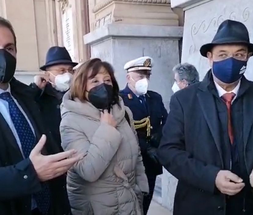 Santoro: “Messina come la Concordia”