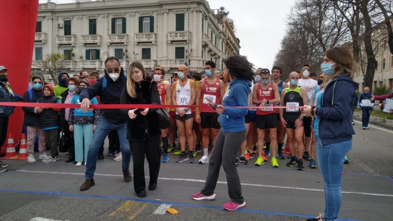 Fontalba Marathon, vincono Antonio Sgammeglia e Maria Giangreco