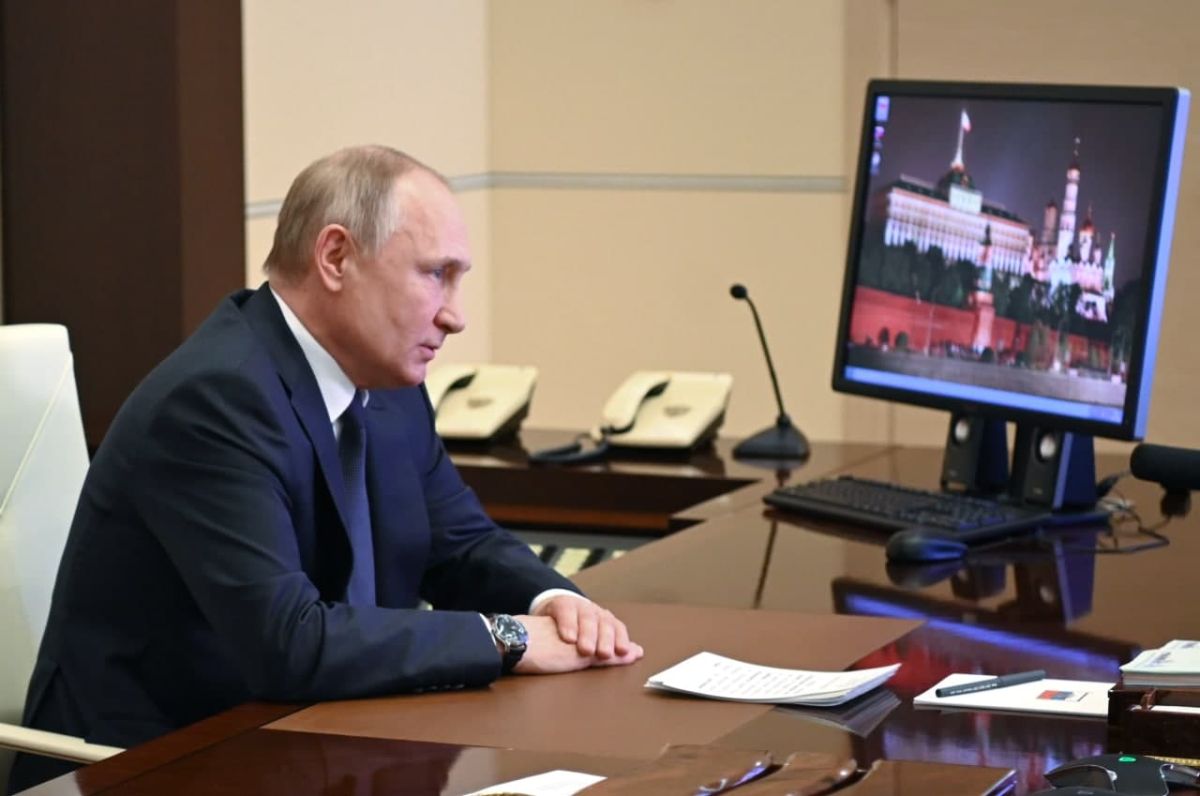 Putin “Sanzioni contro la Russia sono dichiarazione di guerra”