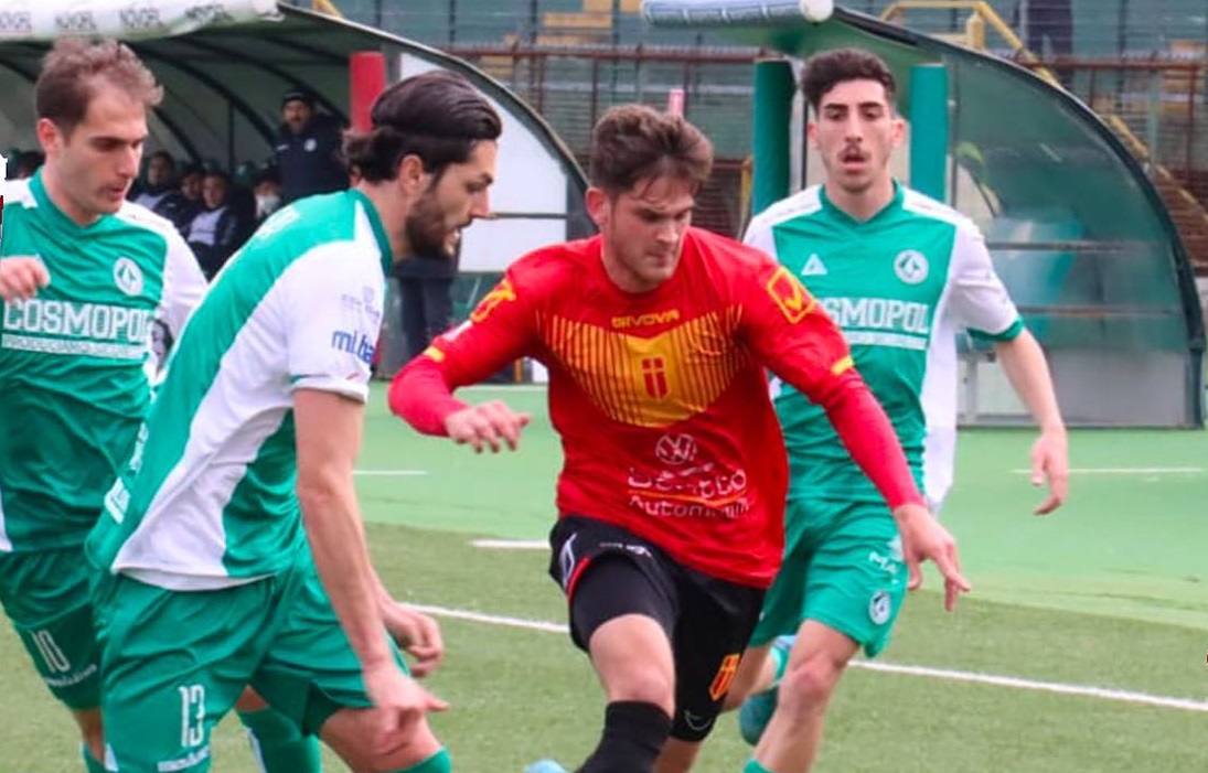 Messina: ad Avellino un punto con ansia (1-1)