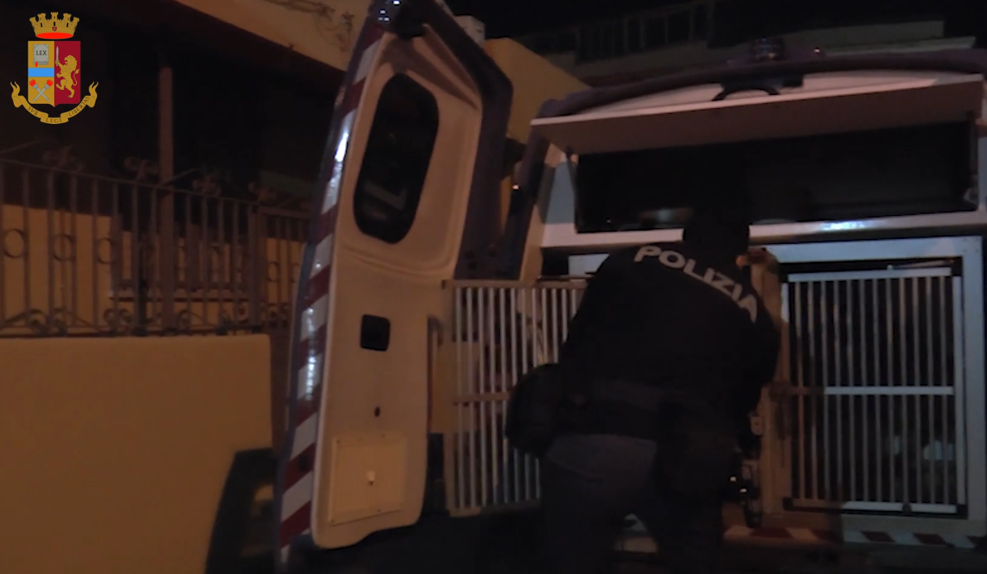 Operazione antidroga, 21 arresti Messina