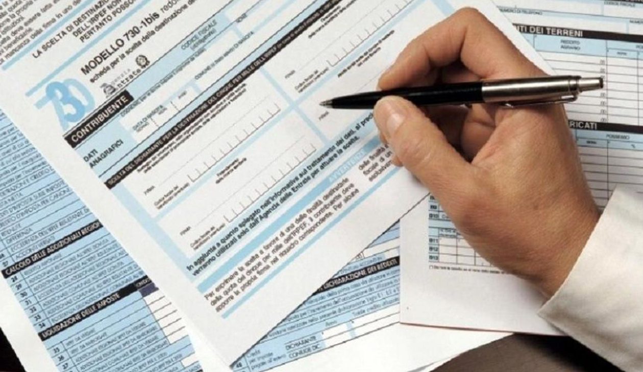 Le “consulenze d’oro” di Cateno (100mila euro al mese)