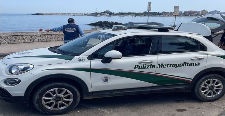 Sicurezza stradale, raffica di controlli: duemila euro di sanzioni e 15 punti decurtati