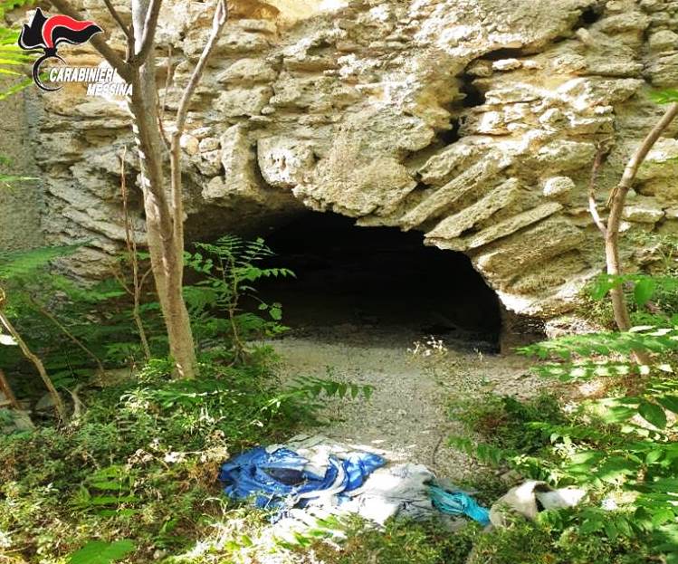 Nigeriano rapina coppia e tenta di violentare la donna