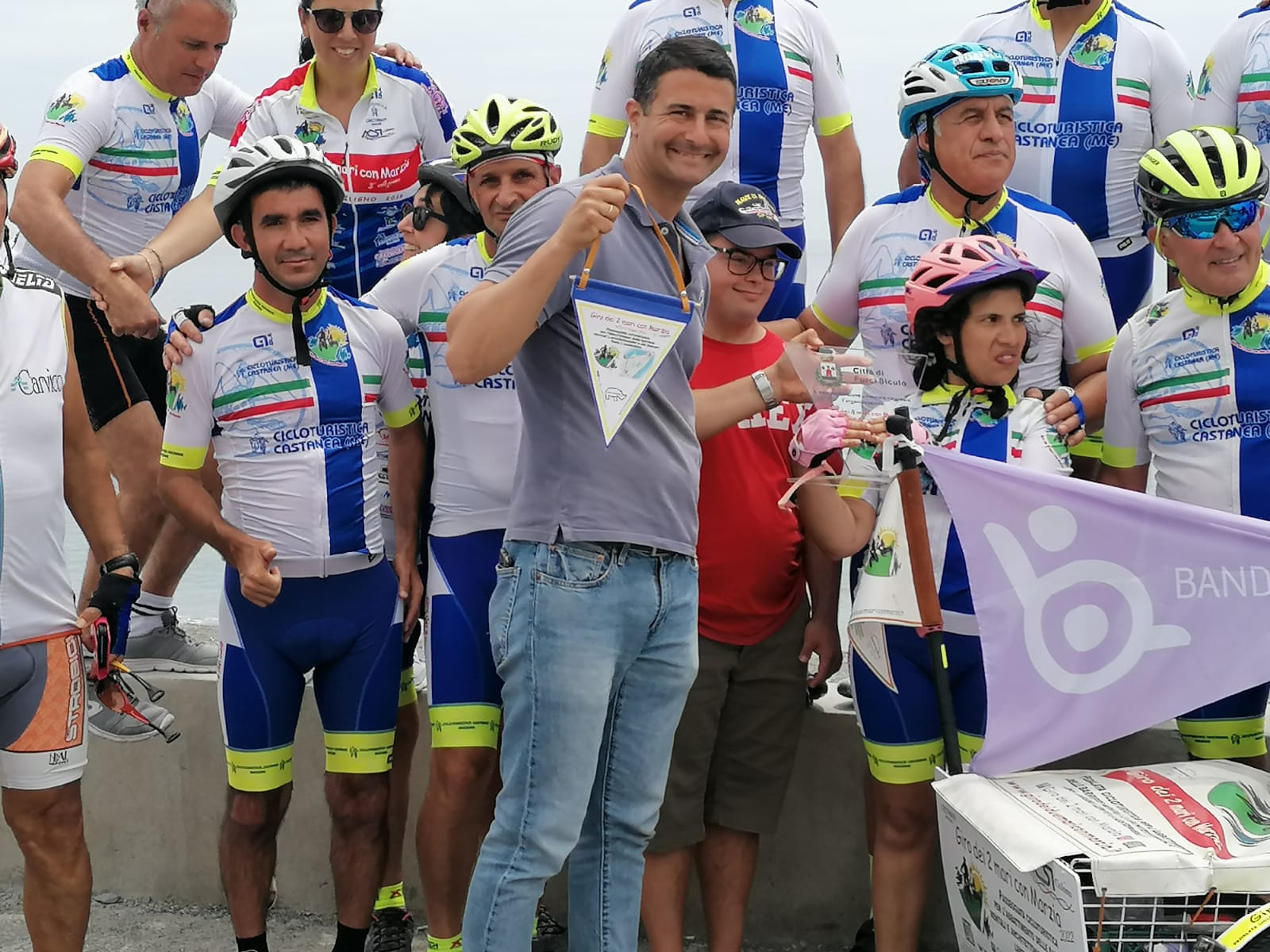 Furci festeggia la bandiera lilla e accoglie Marzia