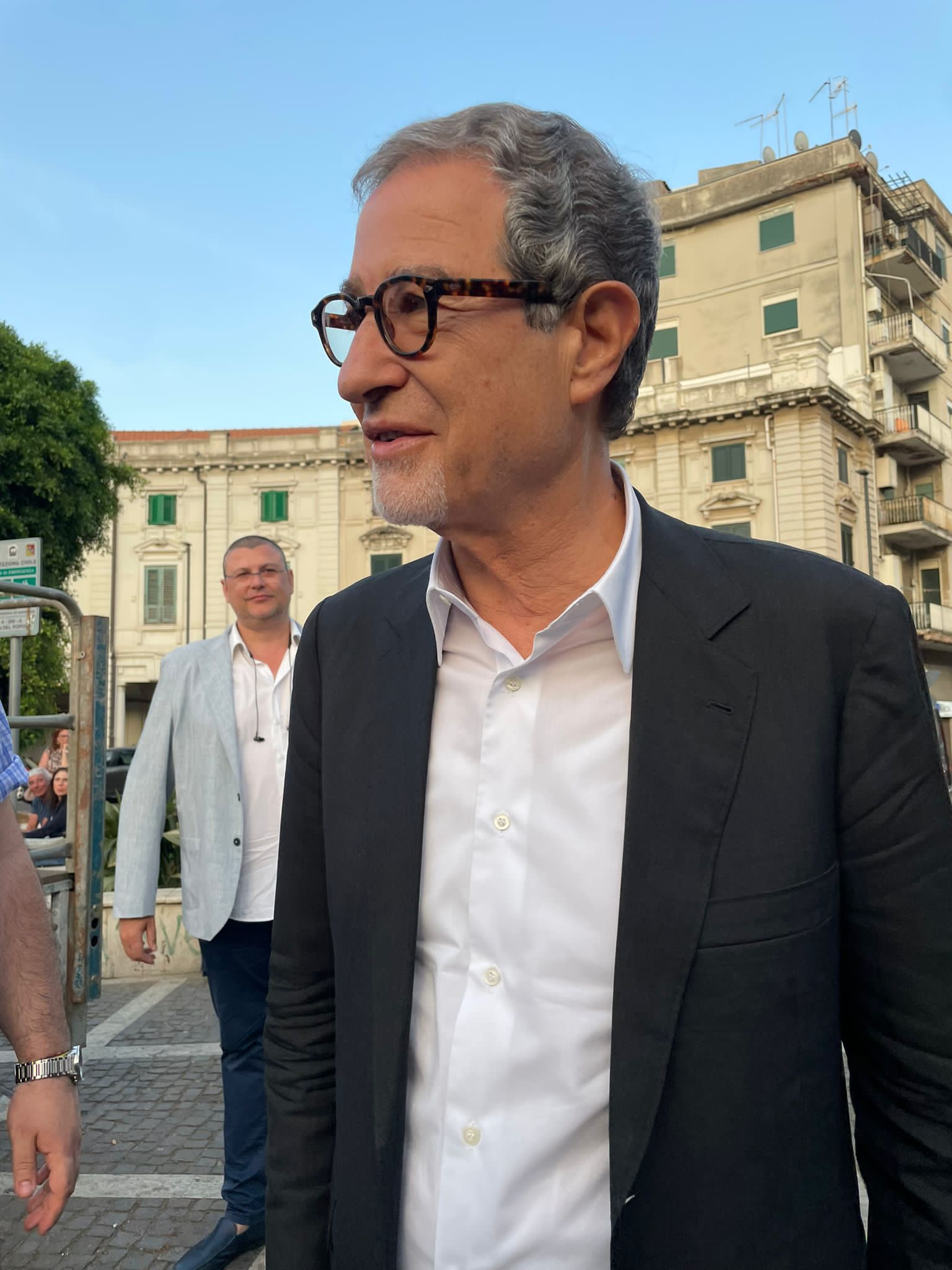 Caro voli, Musumeci sbotta: “Deve occuparsene l’Europa”