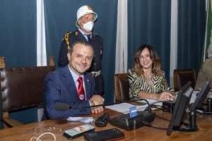 De Luca “corona” il suo sogno: è il presidente del Consiglio