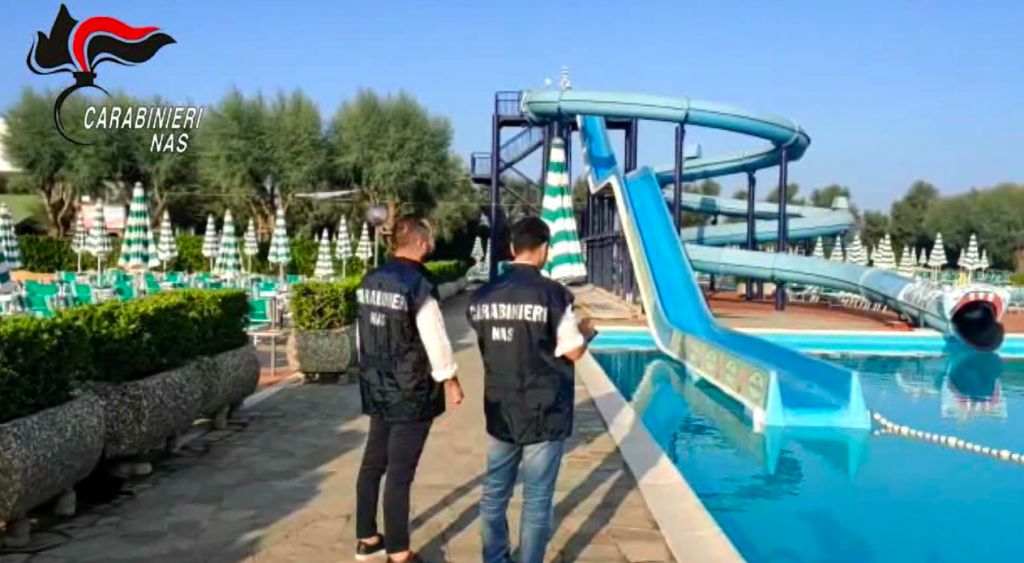 Batteri fecali nei Parchi Acquatici, blitz dei Nas a Messina