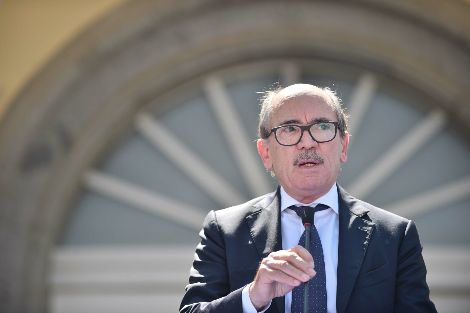 Elezioni,De Raho “Io candidato perchè nessun partito parla più di mafie”