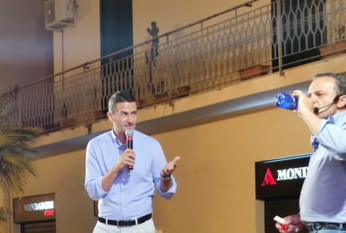 Francilia: “Da De Luca toni volgari e aggressivi, questo il suo modus operandi”