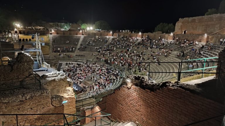 Taormina pensa al 2023: c’è il ritorno di Bocelli