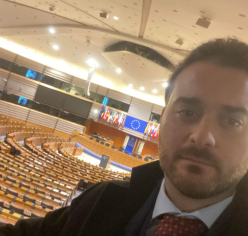 Caso Consulta giovanile, interviene Cavacece