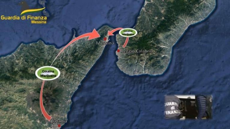 Maxi blitz antidroga: 54 arresti, nomi eccellenti