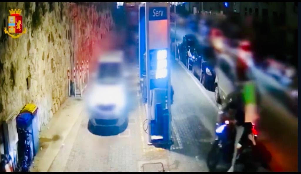 Annunziata, rapina al rifornimento: preso dalla Polizia