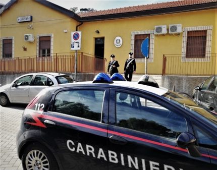 Spacciava shaboo, agli arresti domiciliari