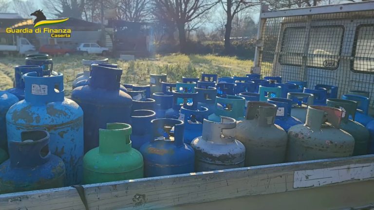 Caserta, scoperto commercio illecito di Gpl in bombole
