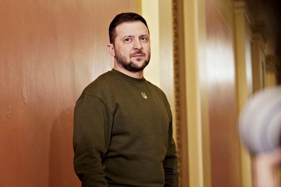 Ucraina, Zelensky “Dalla Spagna arriveranno carri armati Leopard”