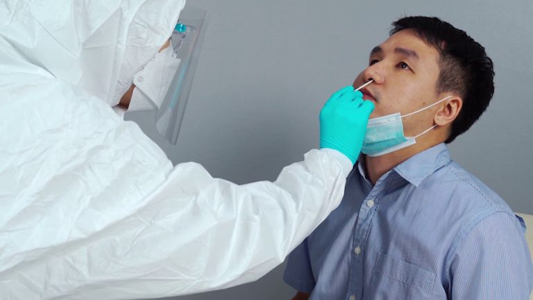 Stop ai test anti-covid per chi viene dalla Cina