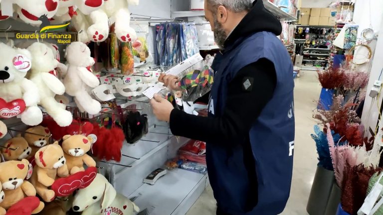 Operazione “Carnevale Sicuro” a Napoli, sequestri e denunce