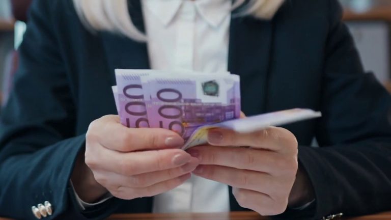 L’inflazione brucia 164 miliardi di risparmi