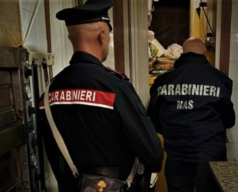 Tenta di truffare anziana, giovane catanese arrestato