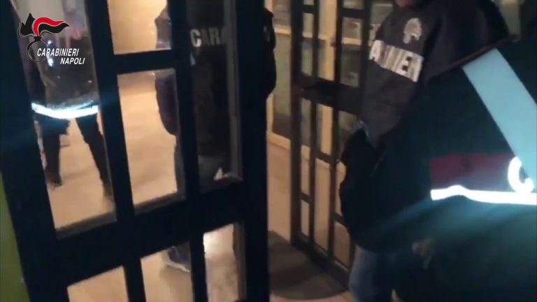 Camorra, sequestrati nel napoletano immobili per un milione di euro