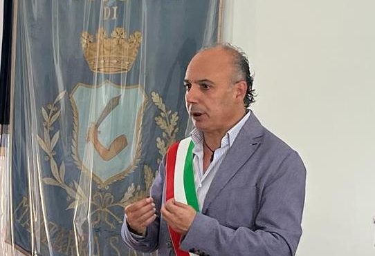 Mazzarà S. Andrea, Pietrafitta si ricandida a sindaco