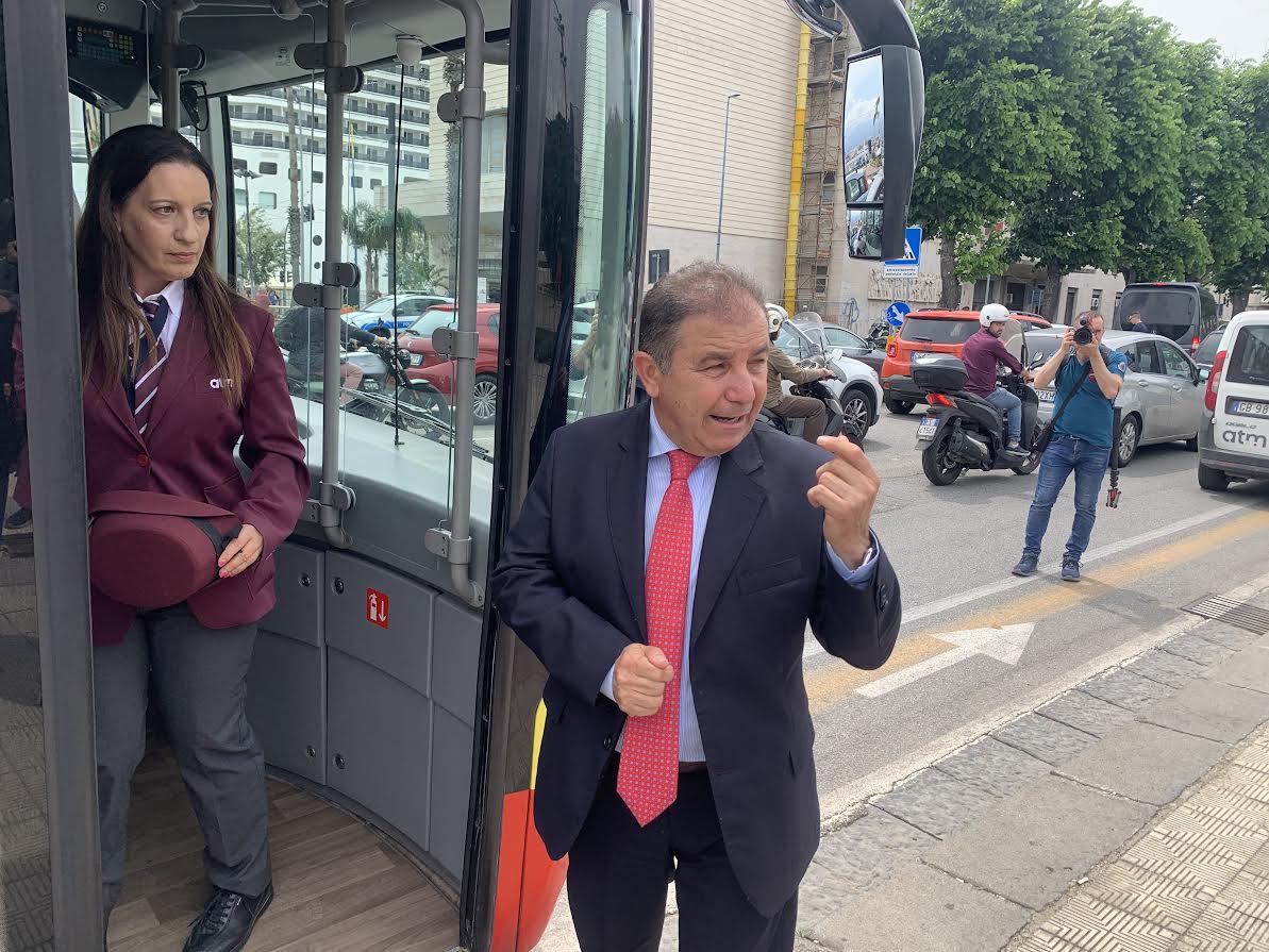 Camaro, inastallata una nuova pensilina ATM
