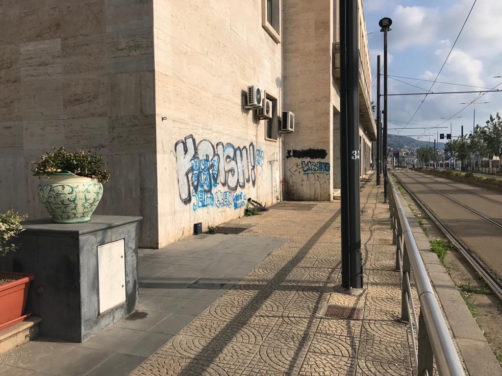 Porto, rimossi cassonetti dopo nostre denunce