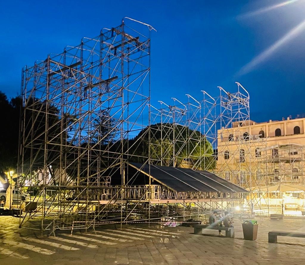 Piazza Duomo si prepara al Tezenis Summer Festival