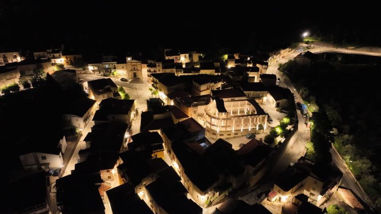 “Siciliy On tour” scala i Nebrodi. Rocca di Capri Leone si approccia al primo Street Food “su piedistallo siciliano”