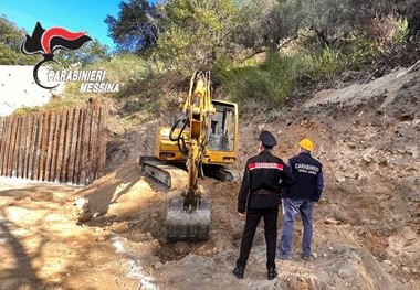 Carabinieri, sospeso cantiere: scoperti lavoratori in nero