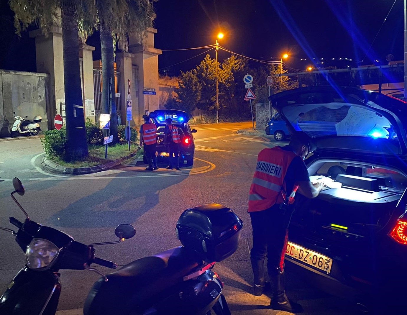 Eolie: carabinieri controllano 360 veicoli e 250 persone