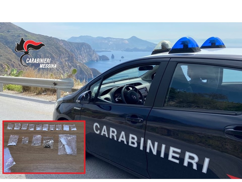 Presunto pusher arrestato dai carabinieri