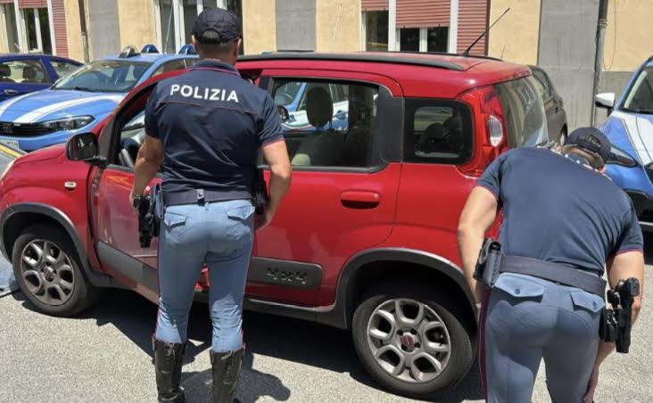 Recuperata una Panda rubata nuova di zecca dalla Ps