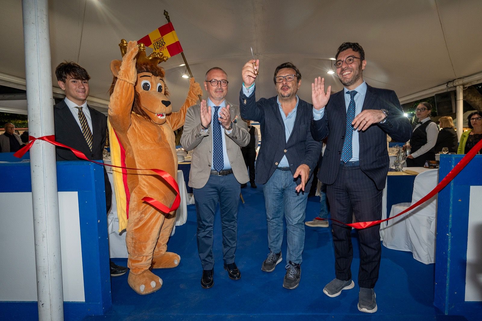 Messina Street Food Fest, taglio del nastro per quattro giorni di gusto e spettacolo