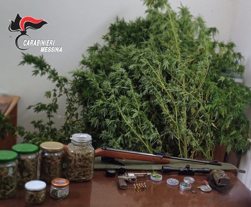 Armi e droga in casa: arrestato dai carabinieri