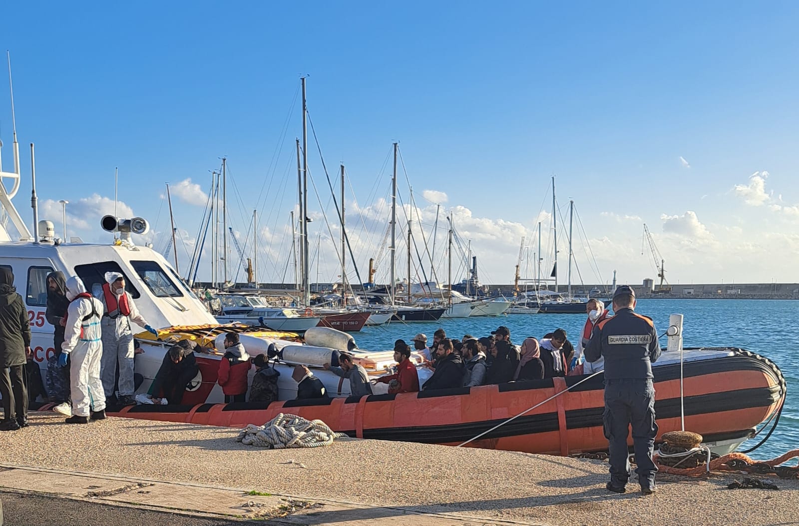 La “Don Bosco 2000” vuole accogliere la bimba salvata a Lampedusa