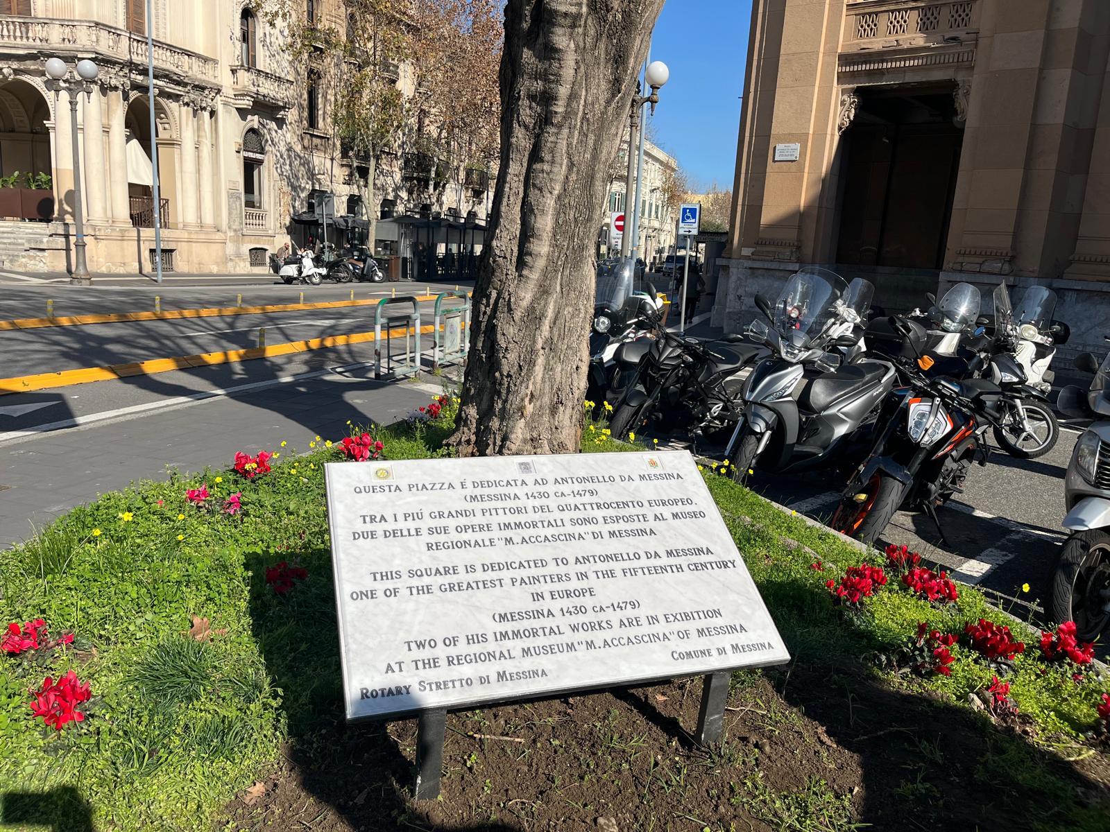 A Piazza Antonello una targa dedicata all’artista