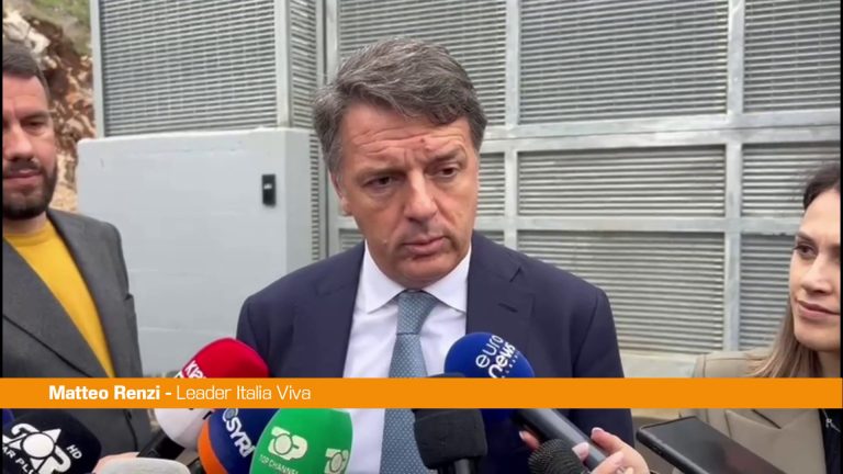 Migranti, Renzi “Centri in Albania allontanano Tirana dall’Ue”