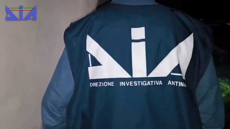 A Salerno 10 arresti per scambio elettorale politico mafioso