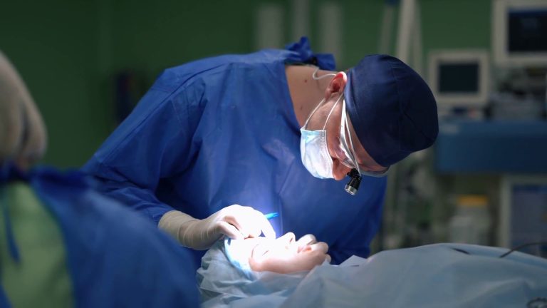 Anche il naso invecchia, ecco come